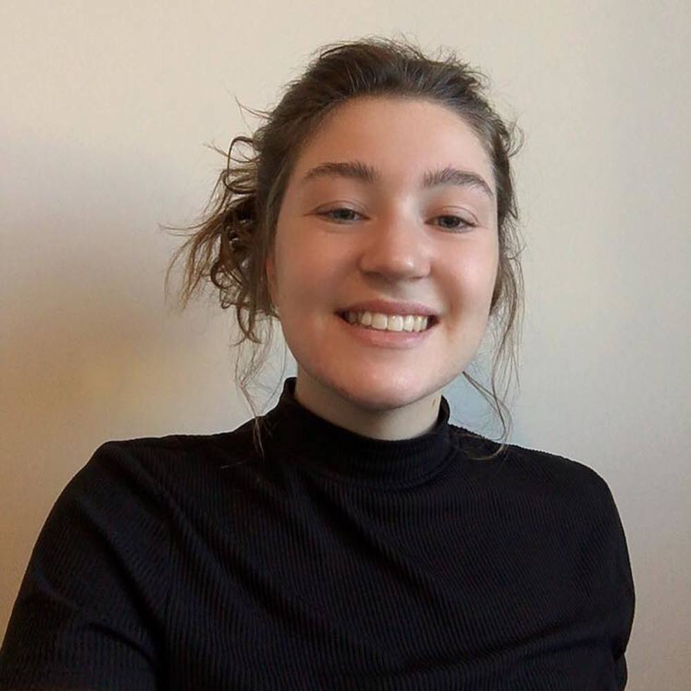 Meet your Posher, Emilee